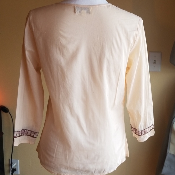 Tunic - Picture 2 of 3